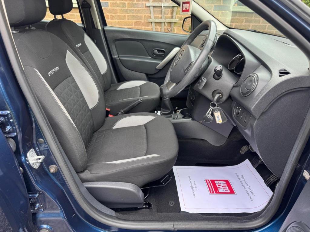 DACIA SANDERO STEPWAY 0.9 TCe Laureate Euro 6 (s/s) 5dr 2016