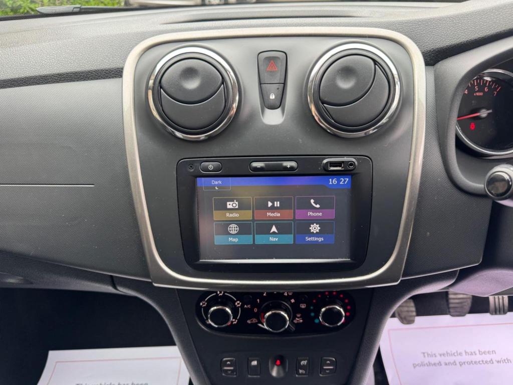 DACIA SANDERO STEPWAY 0.9 TCe Laureate Euro 6 (s/s) 5dr 2016