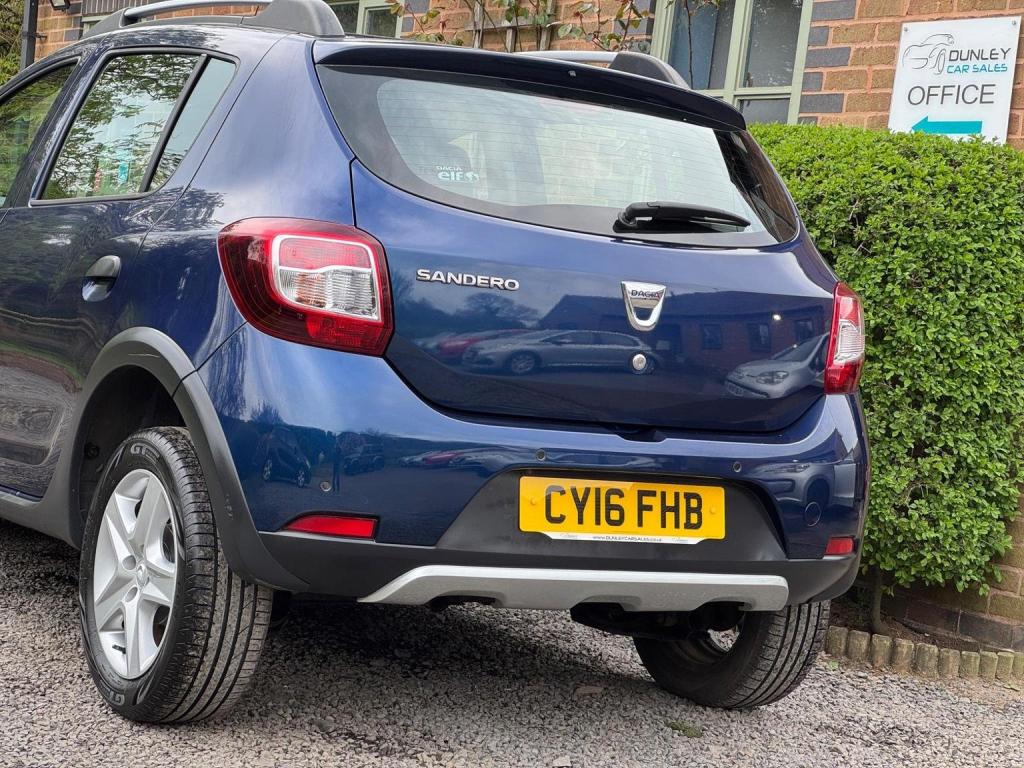 DACIA SANDERO STEPWAY 0.9 TCe Laureate Euro 6 (s/s) 5dr 2016