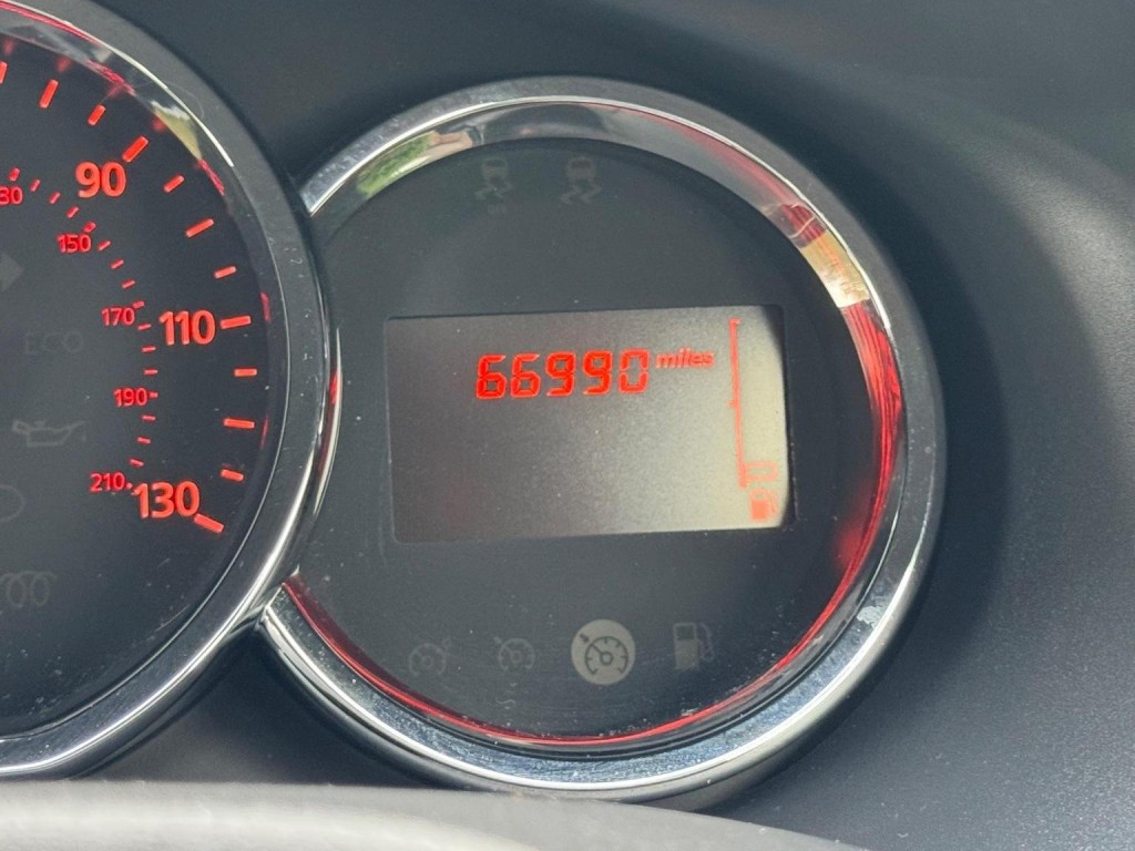 DACIA SANDERO STEPWAY 0.9 TCe Laureate Euro 6 (s/s) 5dr 2016