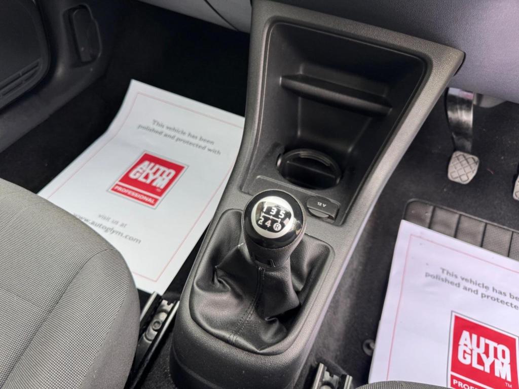 VOLKSWAGEN UP 1.0 BlueMotion Tech Move up! Euro 5 (s/s) 5dr 2012