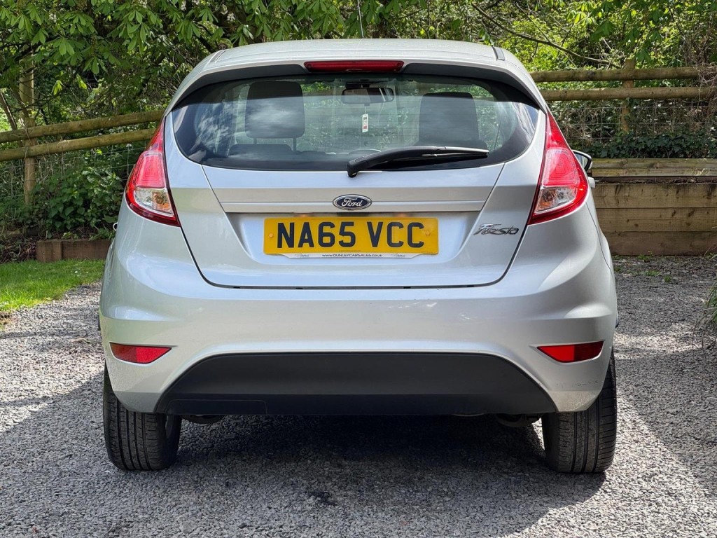 FORD FIESTA 1.25 Zetec Euro 6 5dr 2015