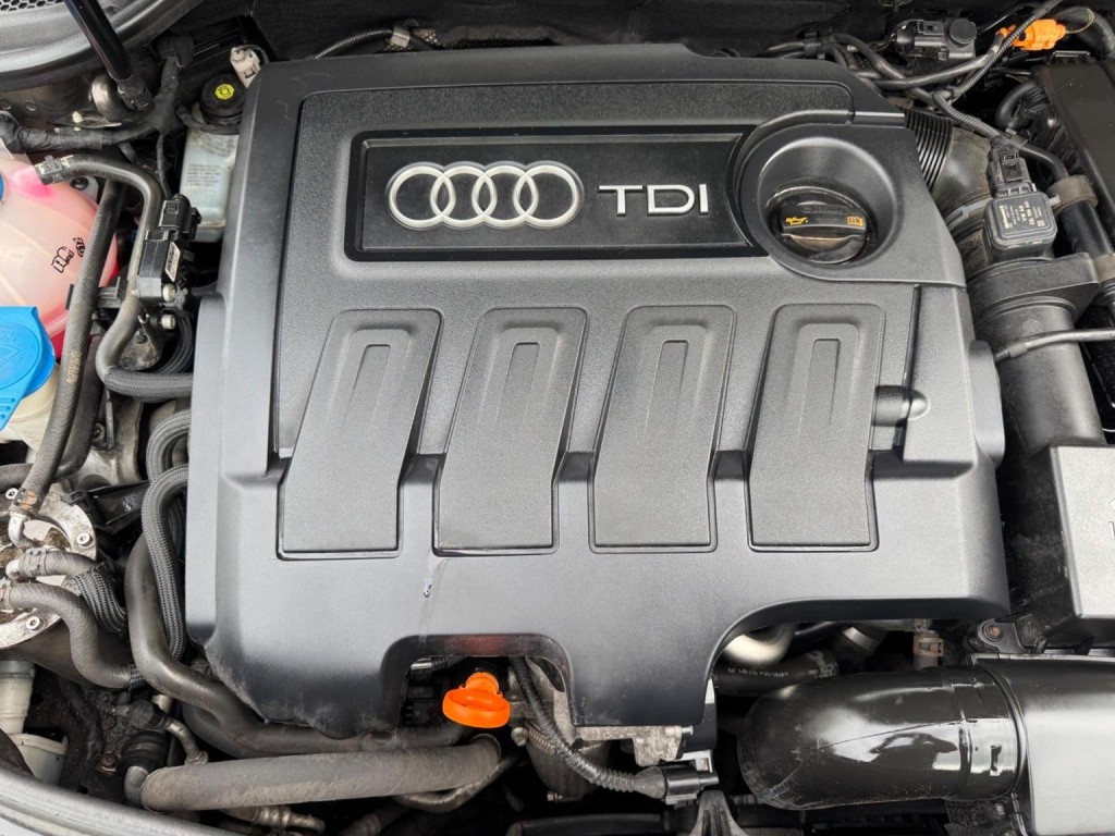 AUDI A3 1.6 TDI Sport Euro 5 (s/s) 2dr 2012