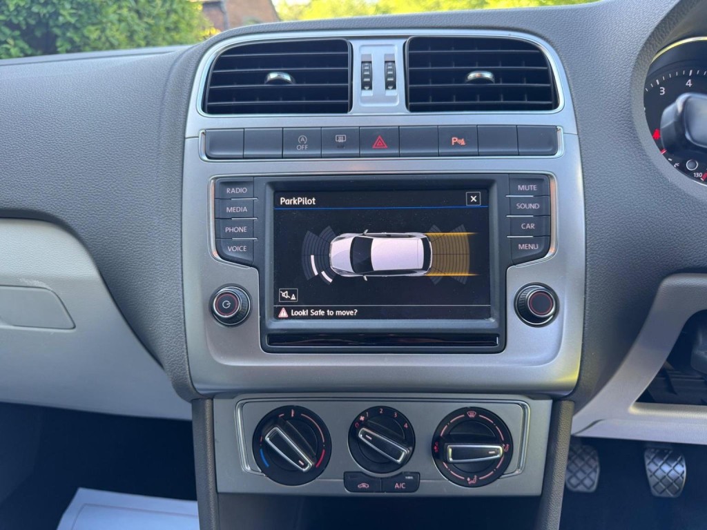 VOLKSWAGEN POLO 1.0 BlueMotion Tech beats Euro 6 (s/s) 3dr 2016