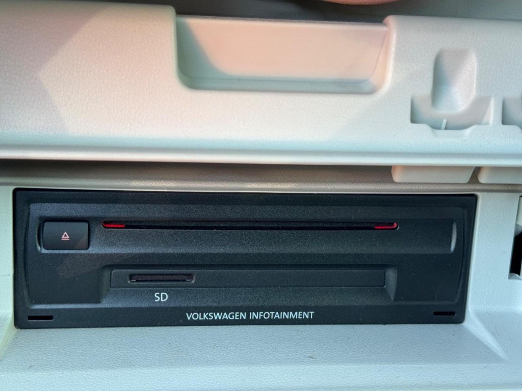 VOLKSWAGEN POLO 1.0 BlueMotion Tech beats Euro 6 (s/s) 3dr 2016