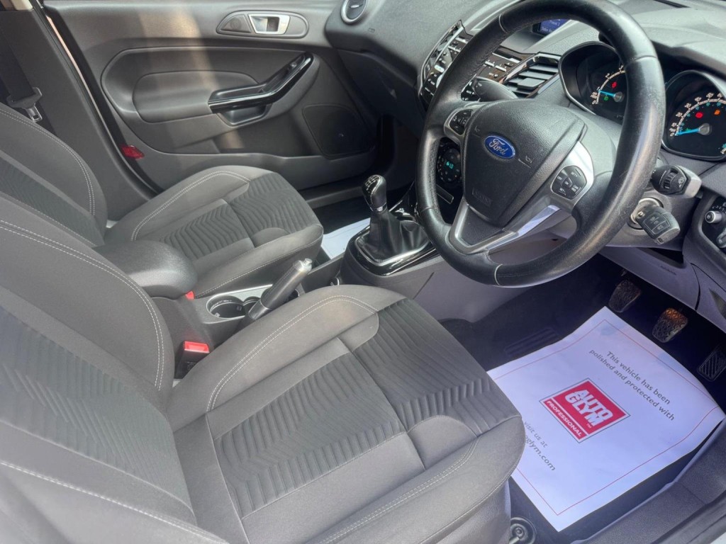 FORD FIESTA 1.0T EcoBoost Titanium Euro 5 (s/s) 5dr 2013