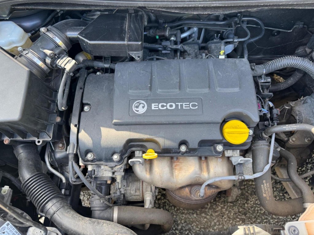 VAUXHALL CORSA 1.4i ecoFLEX SE Euro 6 5dr 2015