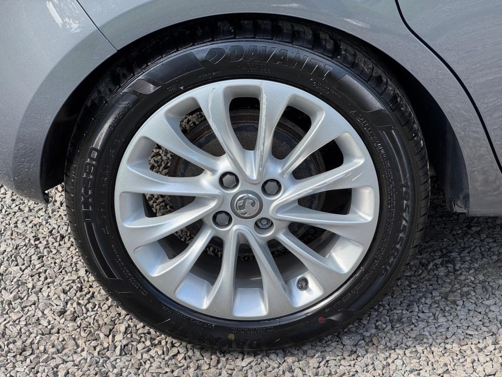 VAUXHALL CORSA 1.4i ecoFLEX SE Euro 6 5dr 2015