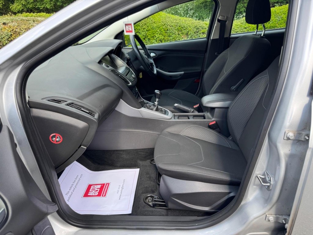 FORD FOCUS 1.5 TDCi Zetec Euro 6 (s/s) 5dr 2016