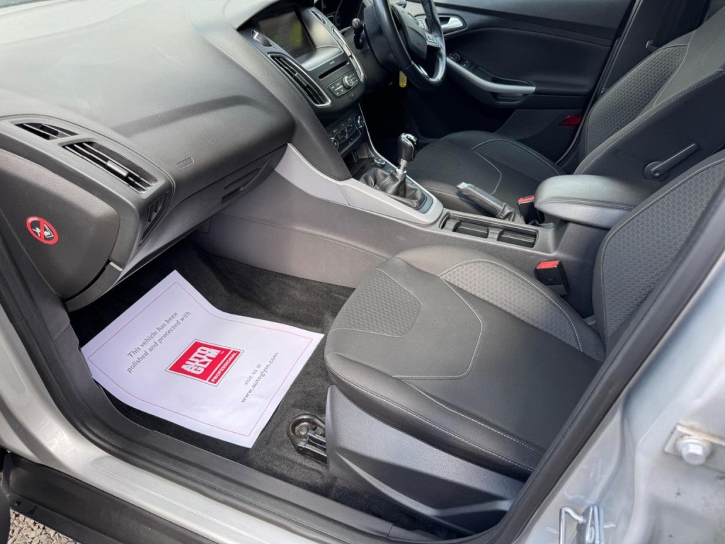 FORD FOCUS 1.5 TDCi Zetec Euro 6 (s/s) 5dr 2016