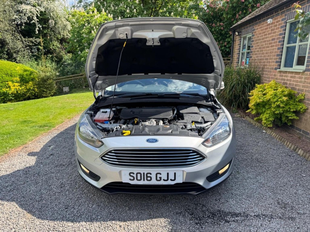 FORD FOCUS 1.5 TDCi Zetec Euro 6 (s/s) 5dr 2016