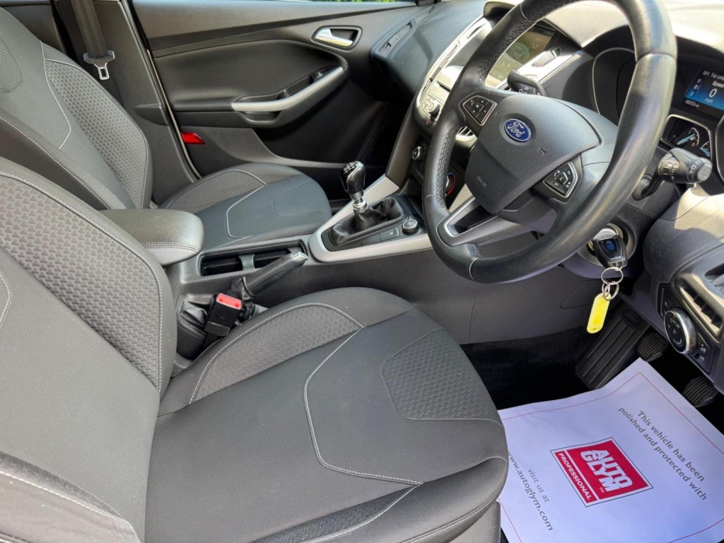 FORD FOCUS 1.5 TDCi Zetec Euro 6 (s/s) 5dr 2016