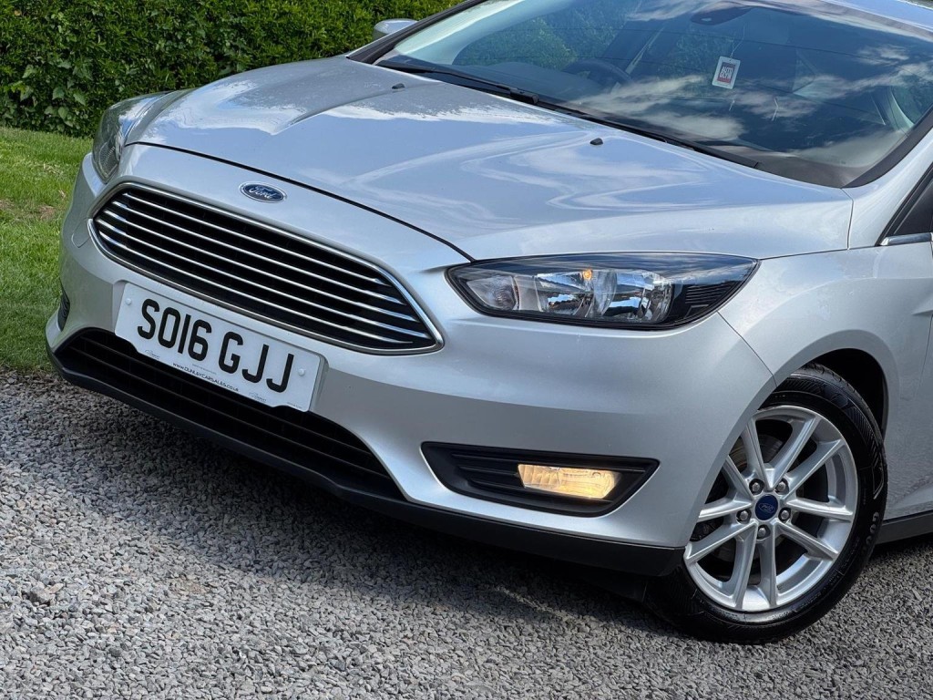 FORD FOCUS 1.5 TDCi Zetec Euro 6 (s/s) 5dr 2016
