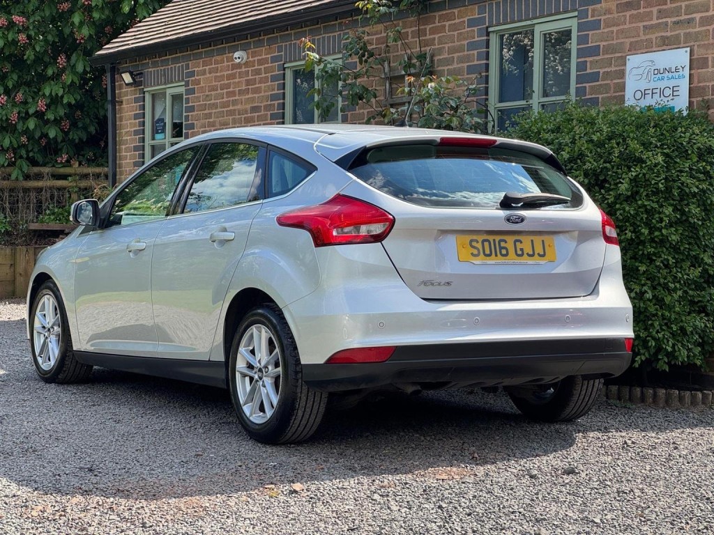 FORD FOCUS 1.5 TDCi Zetec Euro 6 (s/s) 5dr 2016
