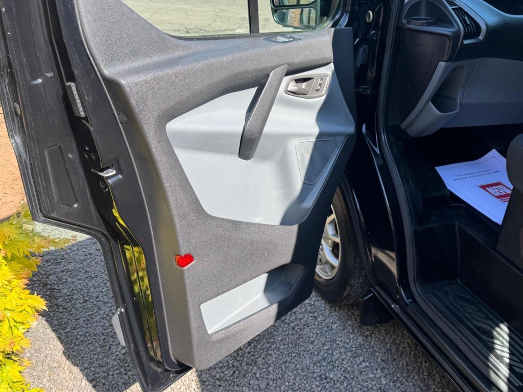 FORD TRANSIT CUSTOM 2.2 TDCi 270 ECOnetic L1 H1 5dr 2013