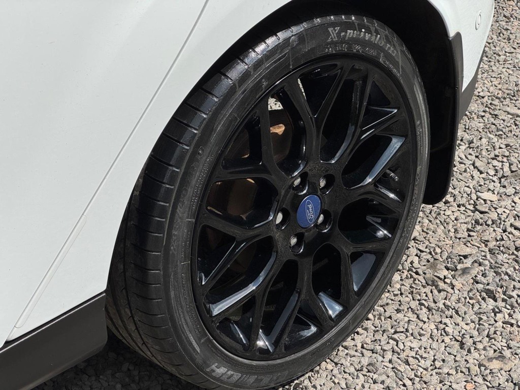 FORD FOCUS 1.5 TDCi Titanium X Euro 6 (s/s) 5dr 2016