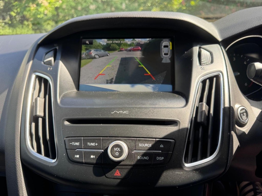 FORD FOCUS 1.5 TDCi Titanium X Euro 6 (s/s) 5dr 2016