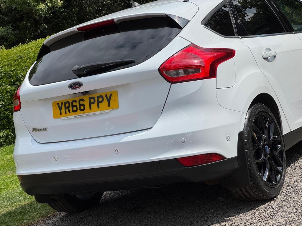 FORD FOCUS 1.5 TDCi Titanium X Euro 6 (s/s) 5dr 2016