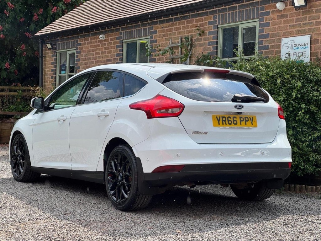 FORD FOCUS 1.5 TDCi Titanium X Euro 6 (s/s) 5dr 2016