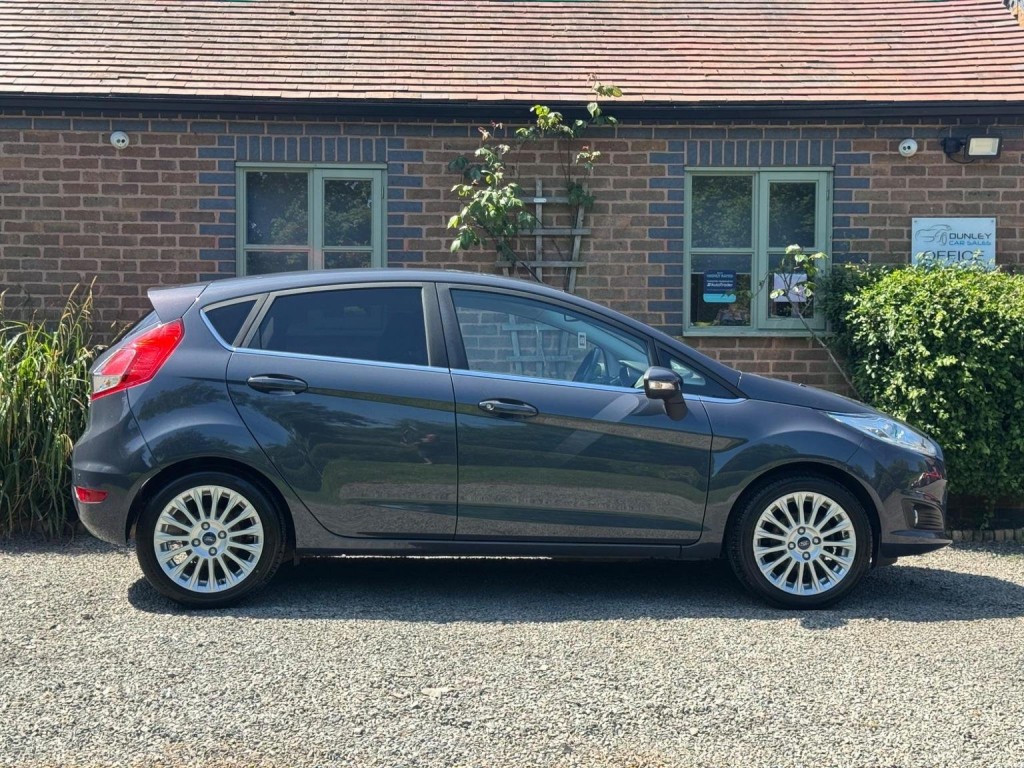 FORD FIESTA 1.0T EcoBoost Titanium Euro 5 (s/s) 5dr 2014