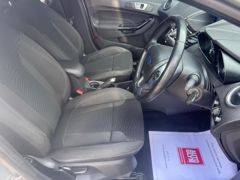 FORD FIESTA 1.0T EcoBoost Titanium Euro 5 (s/s) 5dr 2014