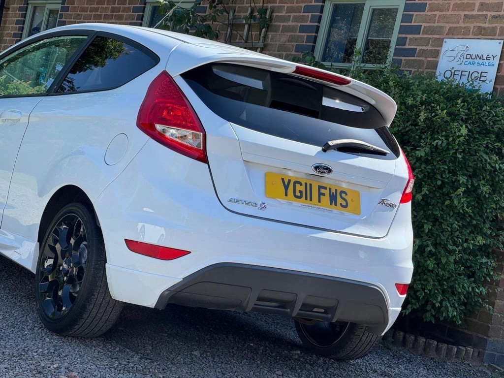 FORD FIESTA 1.6 Zetec S 3dr 2011