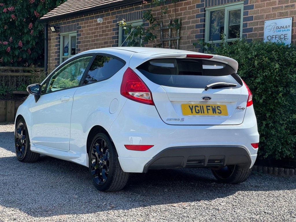 FORD FIESTA 1.6 Zetec S 3dr 2011