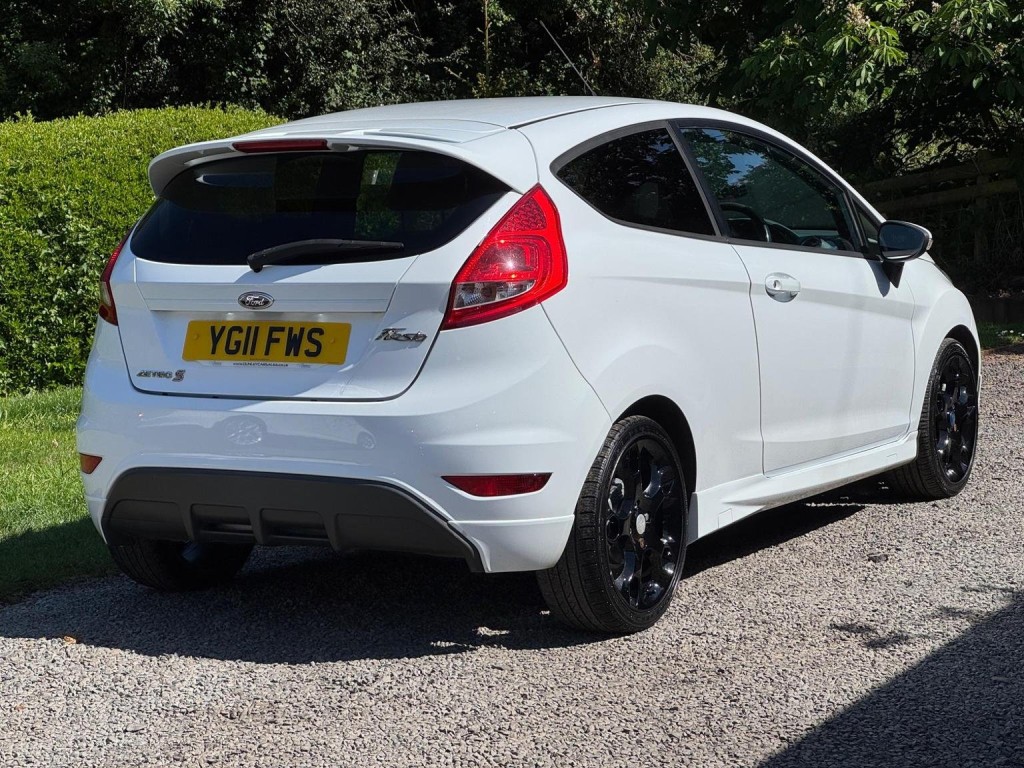 FORD FIESTA 1.6 Zetec S 3dr 2011