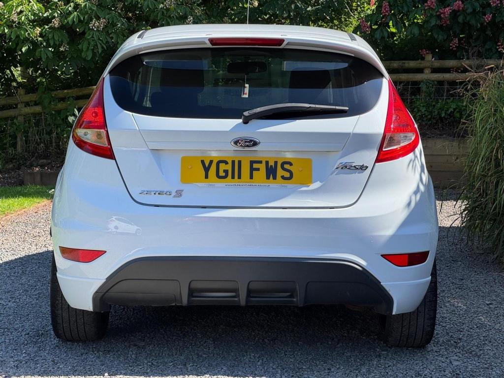 FORD FIESTA 1.6 Zetec S 3dr 2011