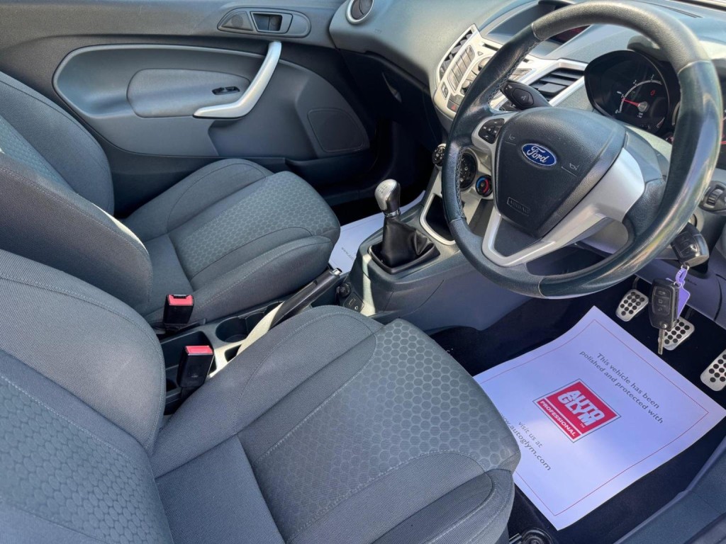 FORD FIESTA 1.6 Zetec S 3dr 2011