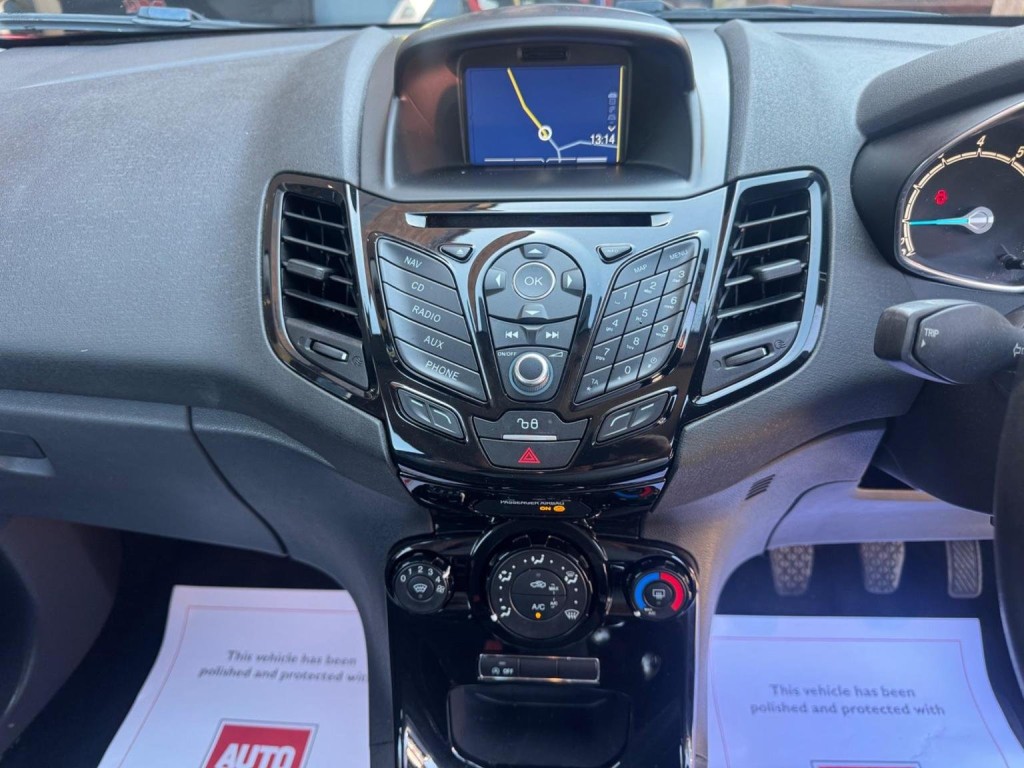 FORD FIESTA 1.0T EcoBoost Zetec Euro 6 (s/s) 3dr 2016