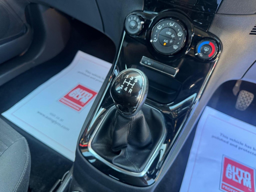 FORD FIESTA 1.0T EcoBoost Zetec Euro 6 (s/s) 3dr 2016