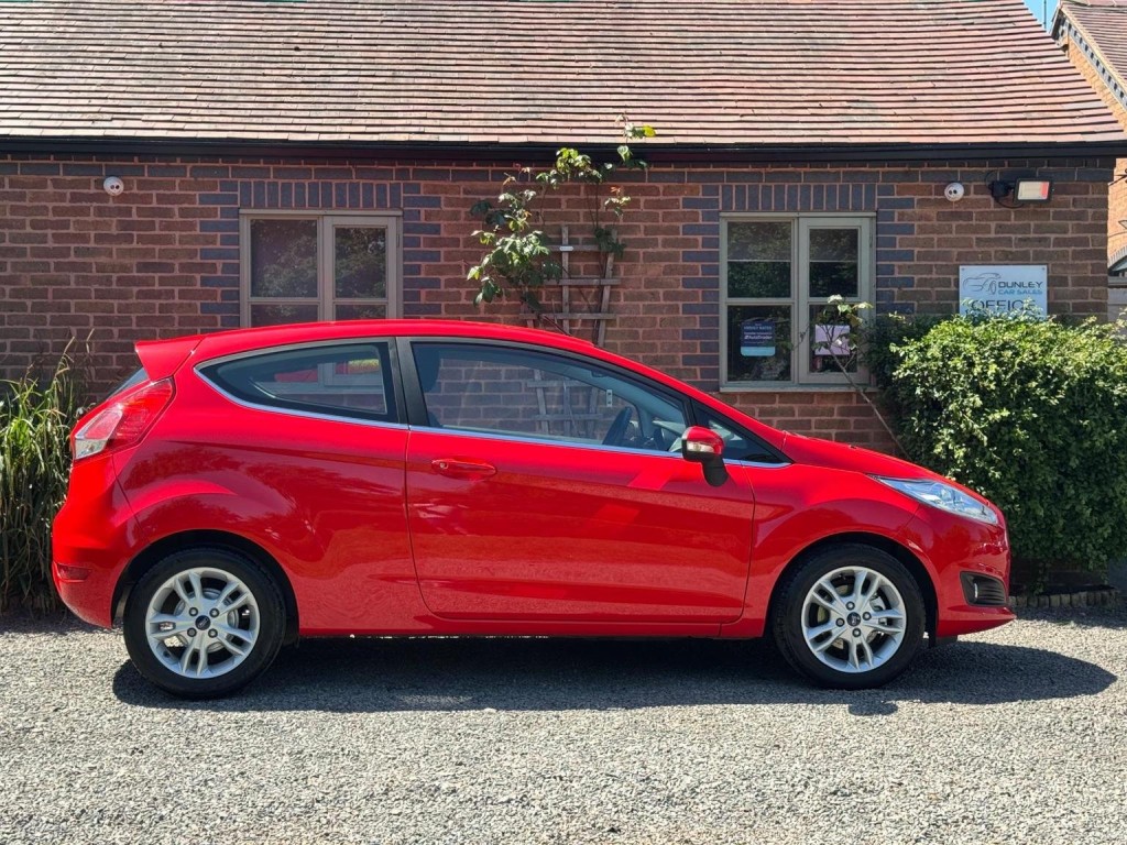 FORD FIESTA 1.0T EcoBoost Zetec Euro 6 (s/s) 3dr 2016