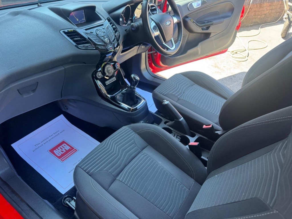 FORD FIESTA 1.0T EcoBoost Zetec Euro 6 (s/s) 3dr 2016