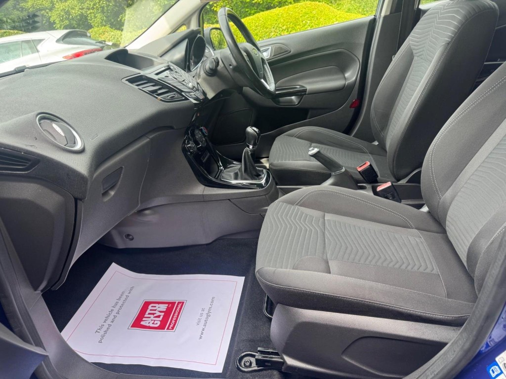 FORD FIESTA 1.25 Zetec Euro 6 5dr 2015