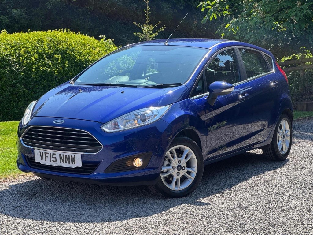 FORD FIESTA 1.25 Zetec Euro 6 5dr 2015