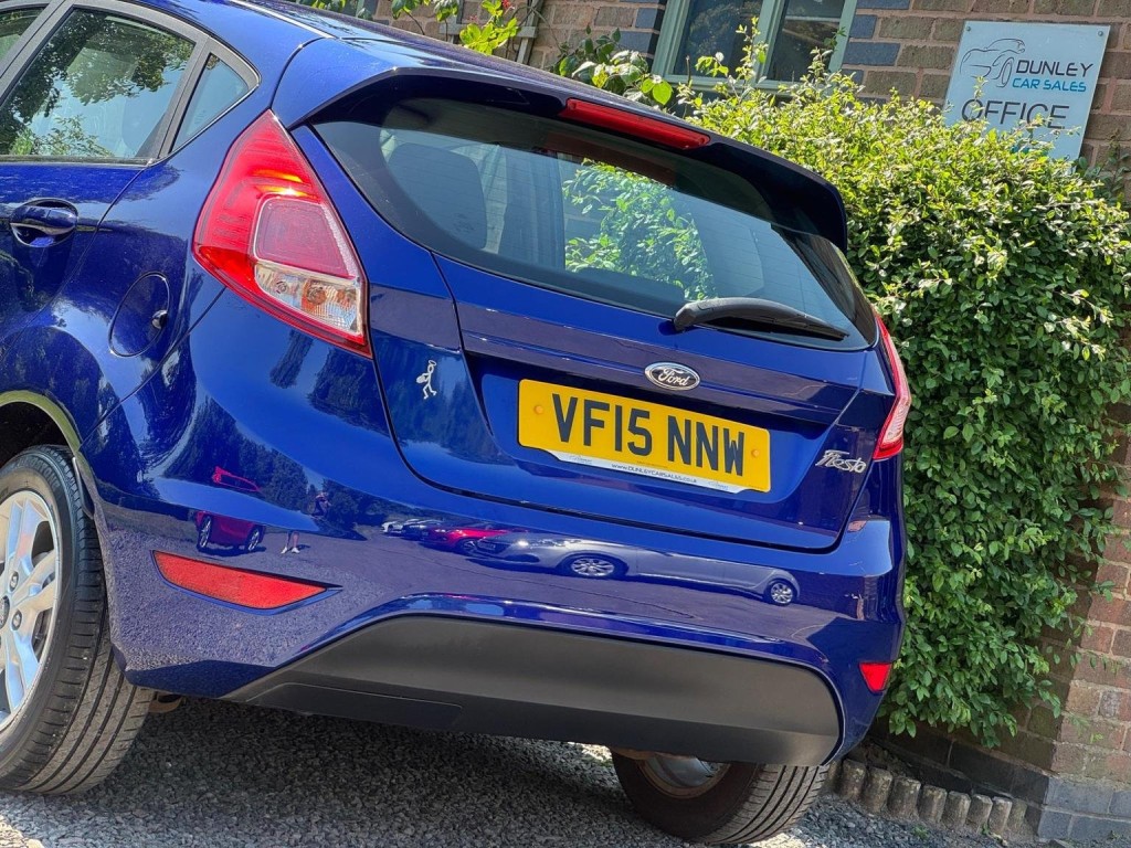 FORD FIESTA 1.25 Zetec Euro 6 5dr 2015