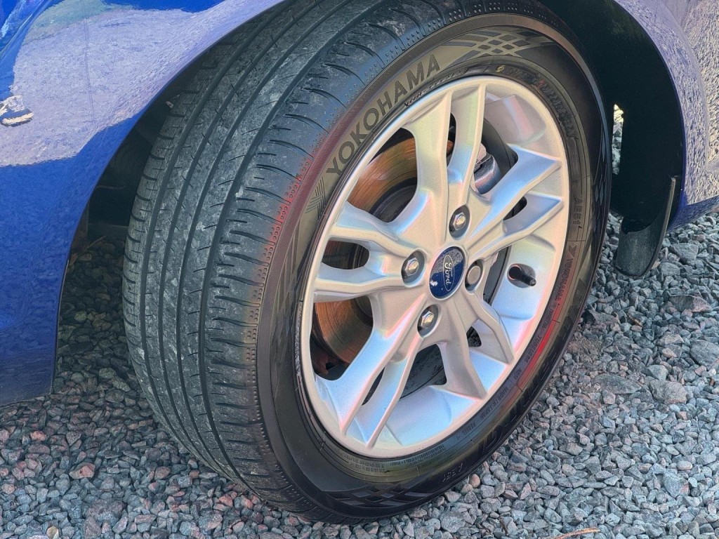 FORD FIESTA 1.25 Zetec Euro 6 5dr 2015