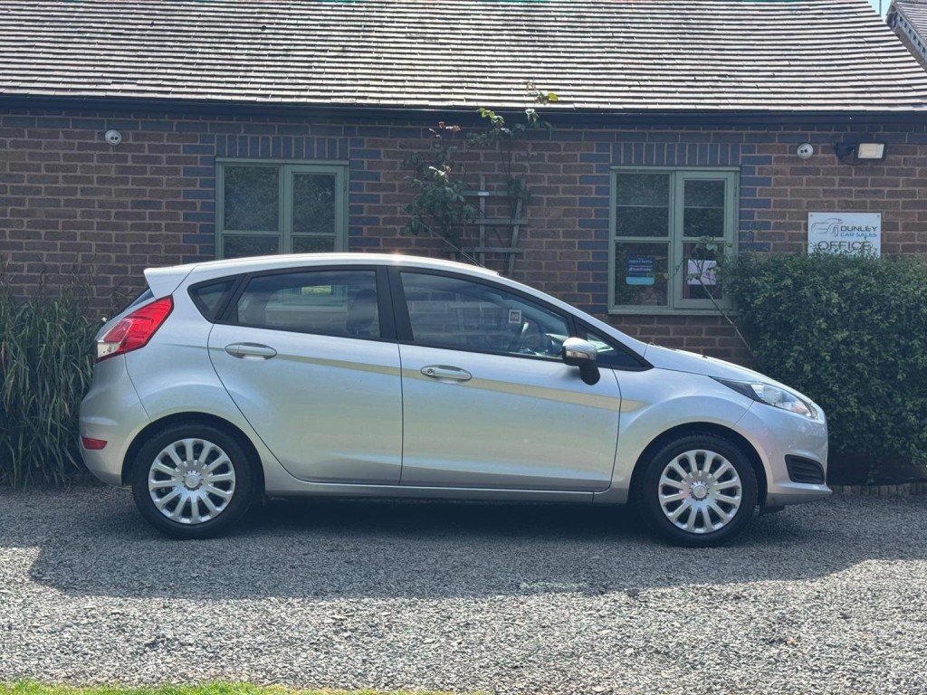 FORD FIESTA 1.5 TDCi Style Euro 5 5dr 2013