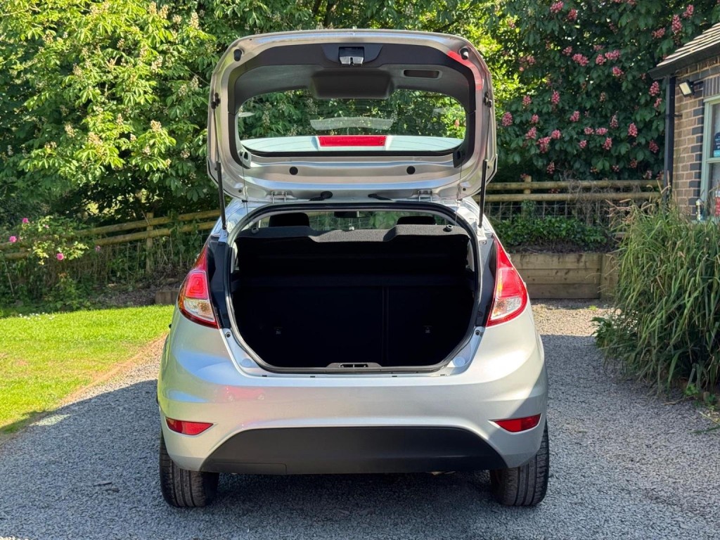 FORD FIESTA 1.5 TDCi Style Euro 5 5dr 2013