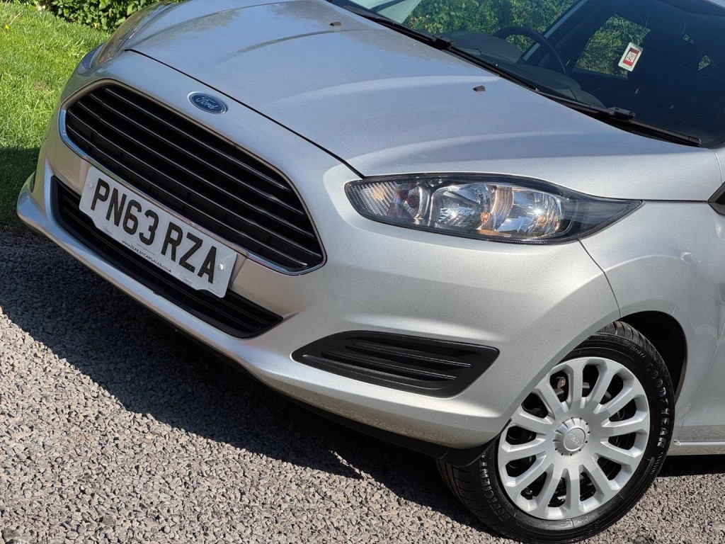 FORD FIESTA 1.5 TDCi Style Euro 5 5dr 2013