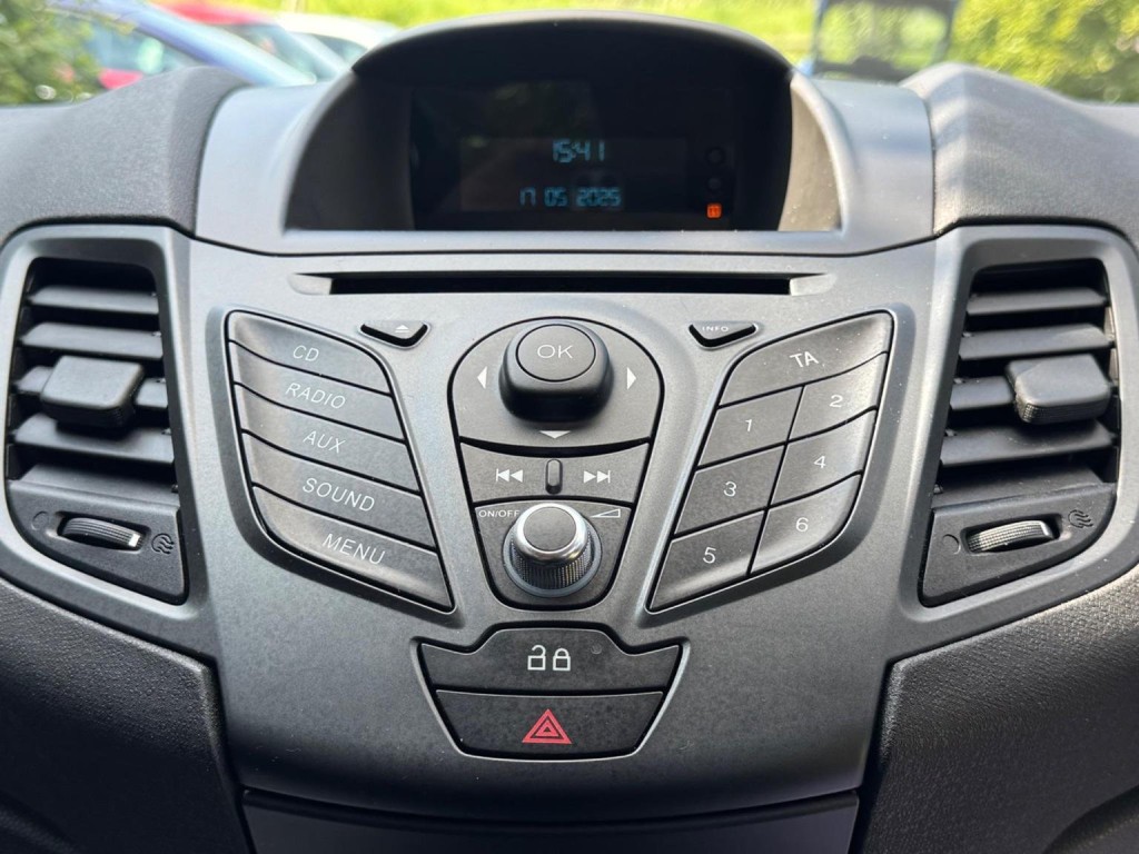 FORD FIESTA 1.5 TDCi Style Euro 5 5dr 2013