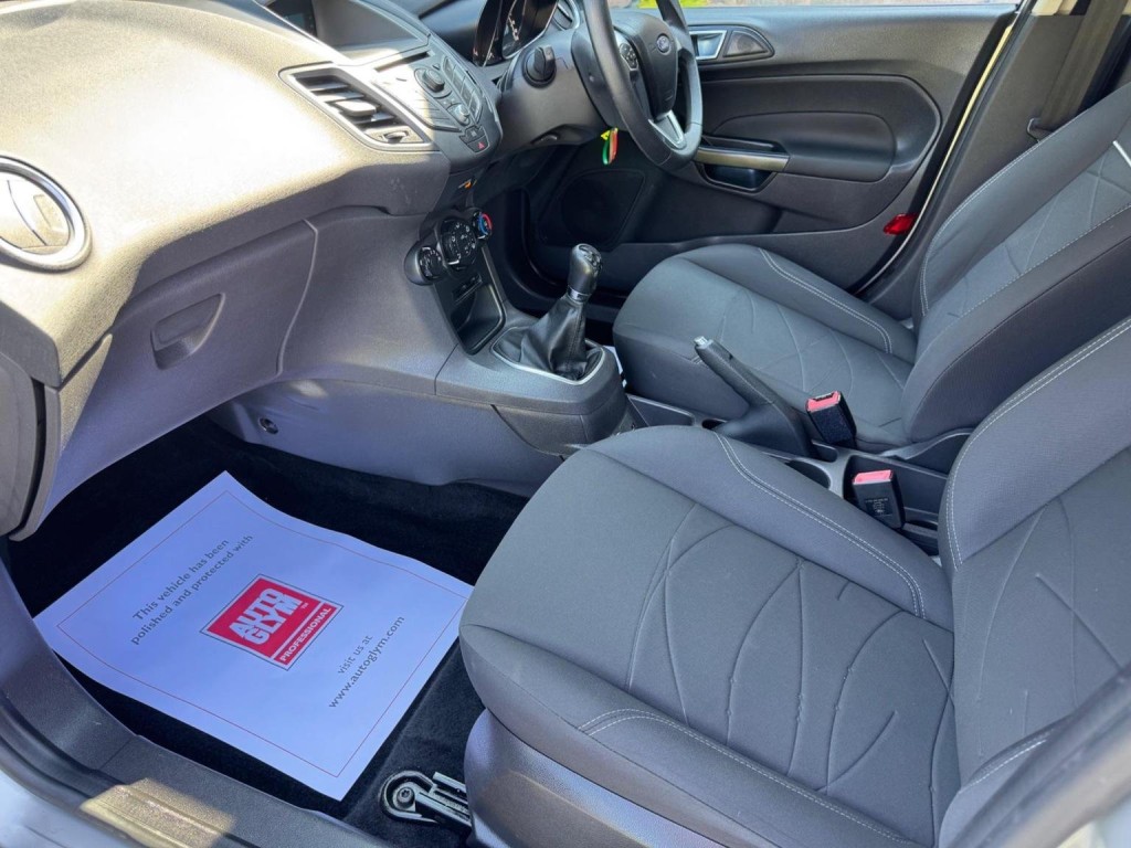 FORD FIESTA 1.5 TDCi Style Euro 5 5dr 2013