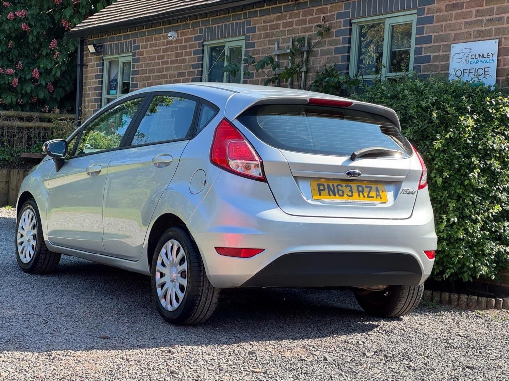 FORD FIESTA 1.5 TDCi Style Euro 5 5dr 2013