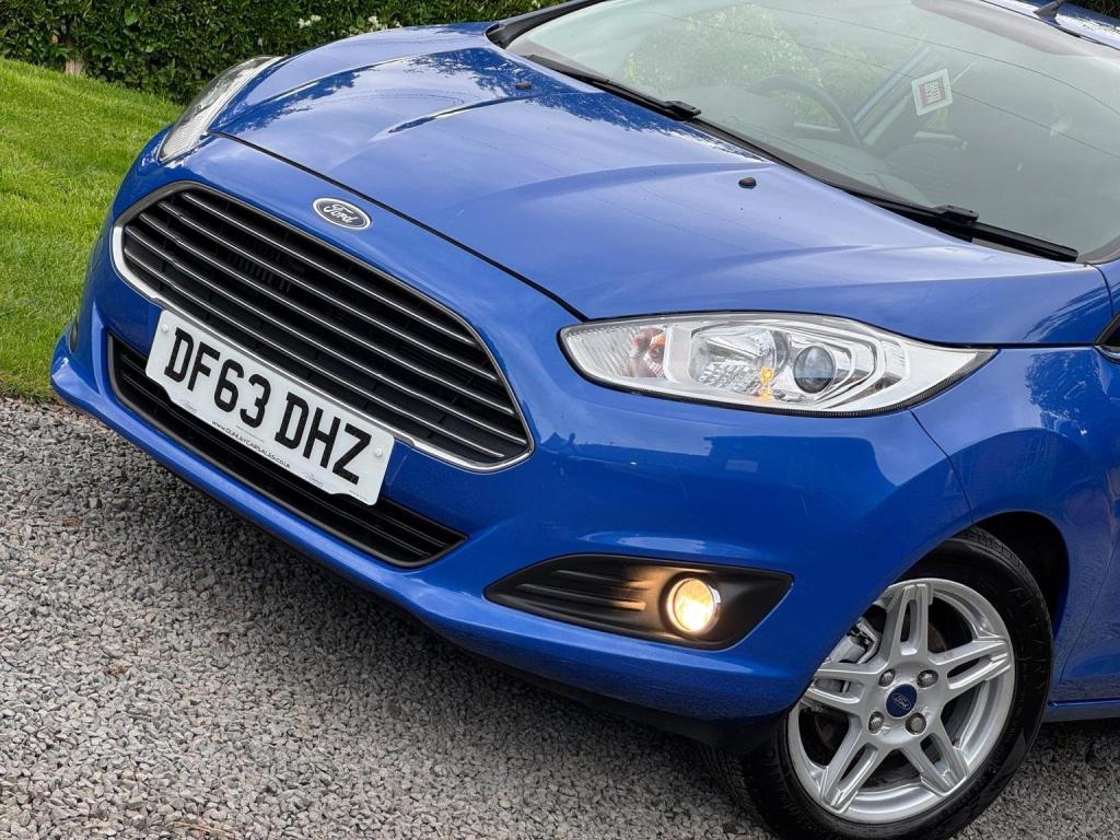 FORD FIESTA 1.0T EcoBoost Zetec Euro 5 (s/s) 3dr 2014