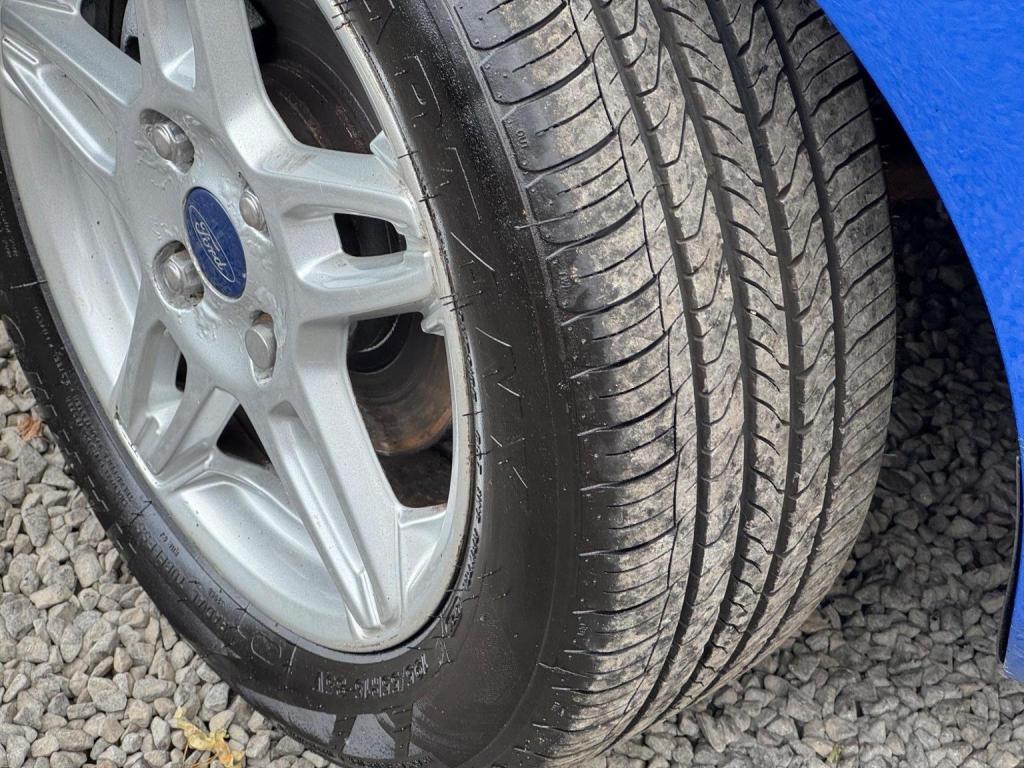 FORD FIESTA 1.0T EcoBoost Zetec Euro 5 (s/s) 3dr 2014