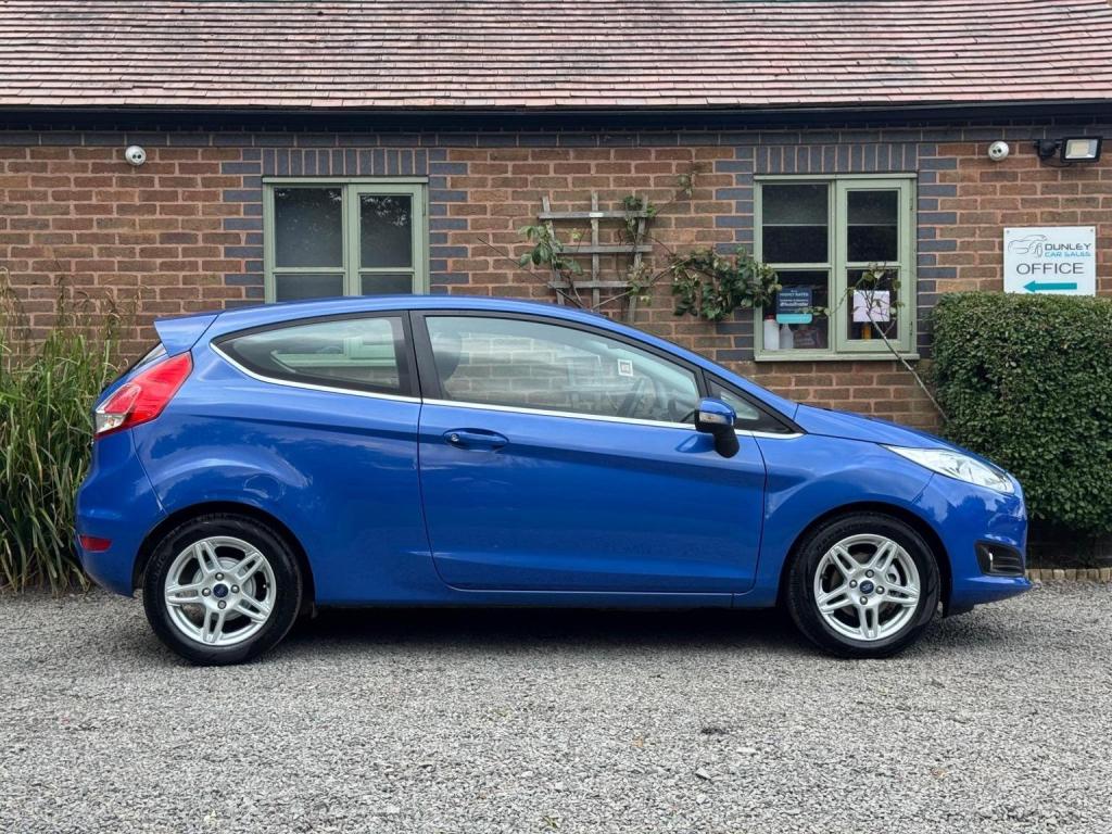 FORD FIESTA 1.0T EcoBoost Zetec Euro 5 (s/s) 3dr 2014