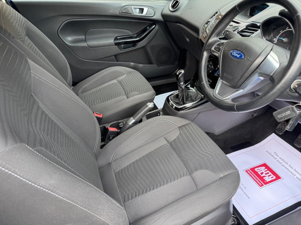 FORD FIESTA 1.0T EcoBoost Zetec Euro 5 (s/s) 3dr 2014