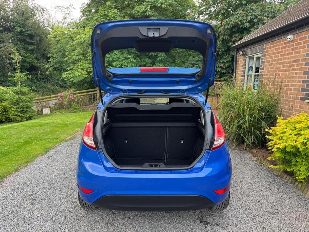 FORD FIESTA 1.0T EcoBoost Zetec Euro 5 (s/s) 3dr 2014