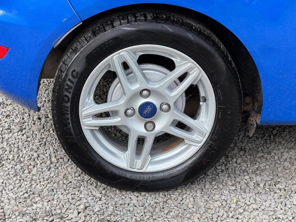 FORD FIESTA 1.0T EcoBoost Zetec Euro 5 (s/s) 3dr 2014